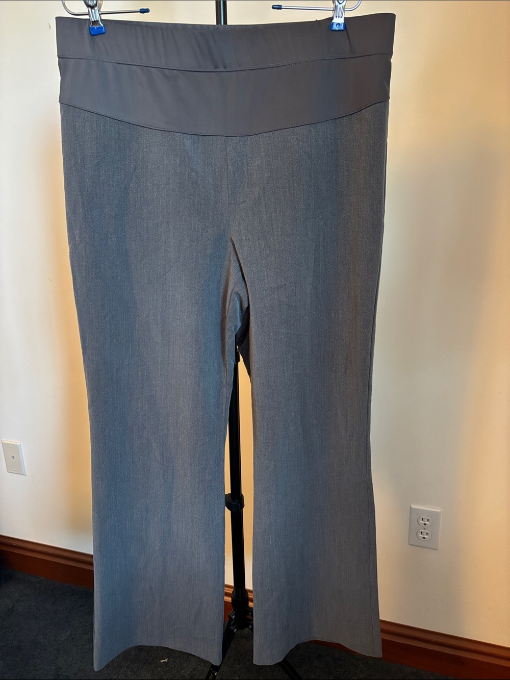 duo Maternity Gray Wide-Leg Pull-On Maternity Pants
